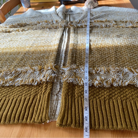 NWOT World Market Oversized Grandpa Sweater - Picture 4 of 7